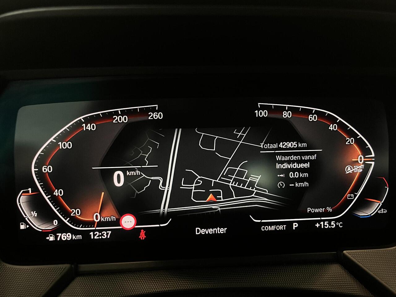 BMW 1-SERIE 118i Business Edition | M Sport | LED | Achteruitrijcamera | Lichtmetalen velgen 17" | Apple Carplay/Android Auto | 1e eigenaar!