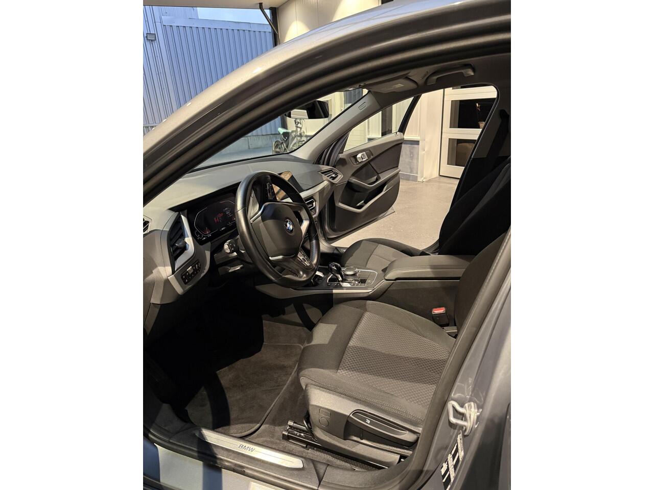 BMW 1-SERIE 118i Business Edition