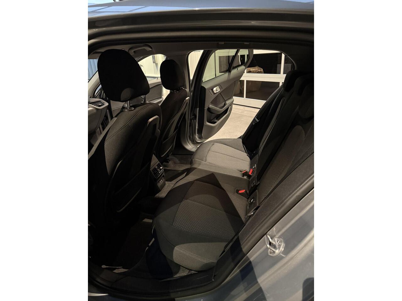 BMW 1-SERIE 118i Business Edition