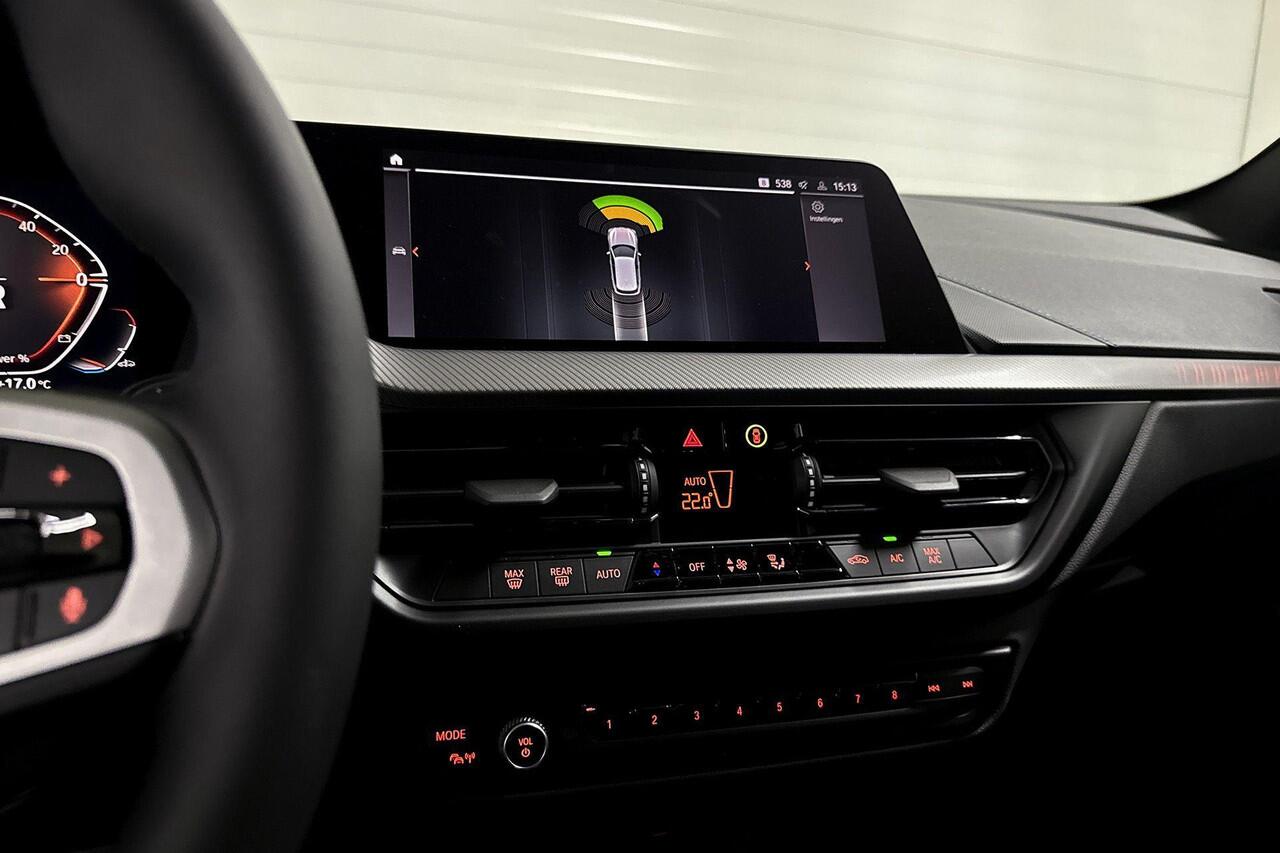 BMW 1-SERIE 118i | M-Sport | Led Koplampen |
