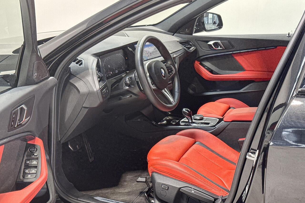 BMW 1-SERIE 5-deurs 120i M Sportpakket Pro Aut.