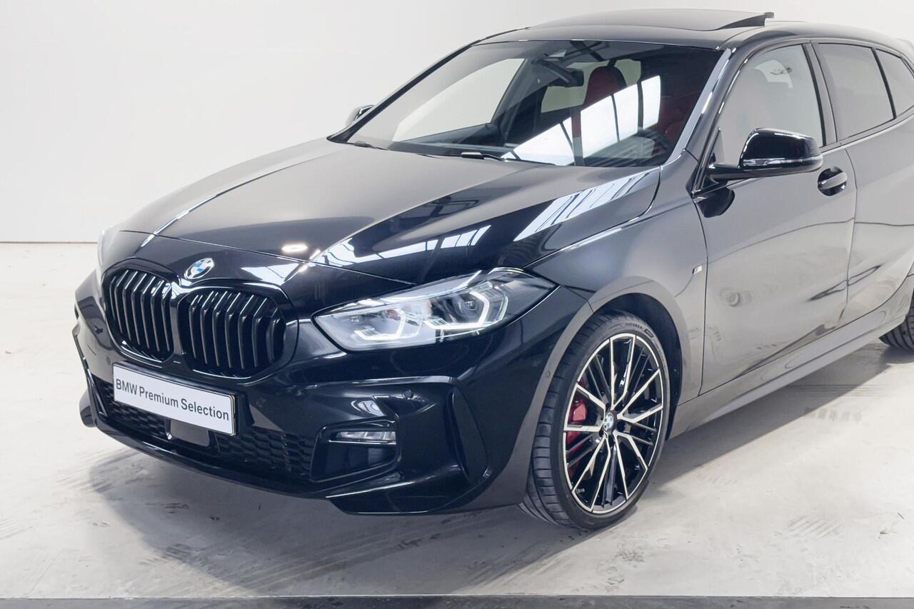 BMW 1-SERIE 5-deurs 120i M Sportpakket Pro Aut.