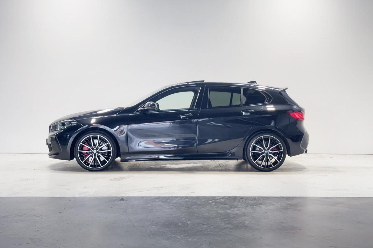 BMW 1-SERIE 5-deurs 120i M Sportpakket Pro Aut.