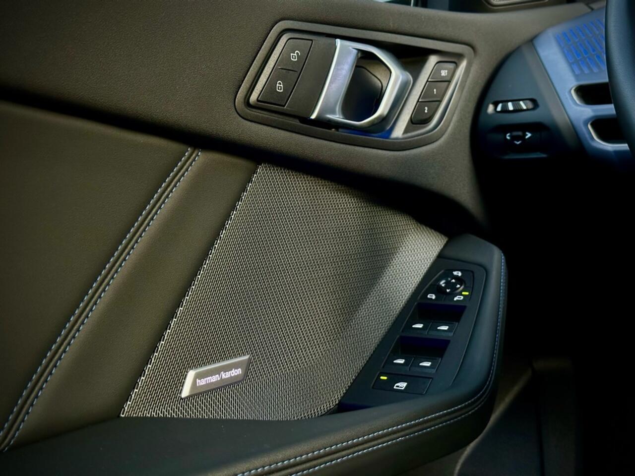 BMW 1-SERIE 120 M-SPORT PANO|KUIPSTOEL|H/K|MEMORY|ACC