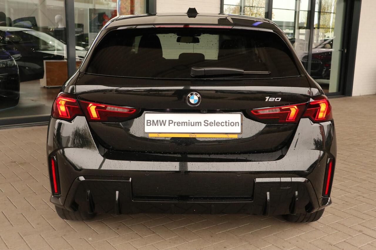 BMW 1-SERIE 5-deurs 120 M Sport Design Edition | Premium Pack | Harman Kardon Audio
