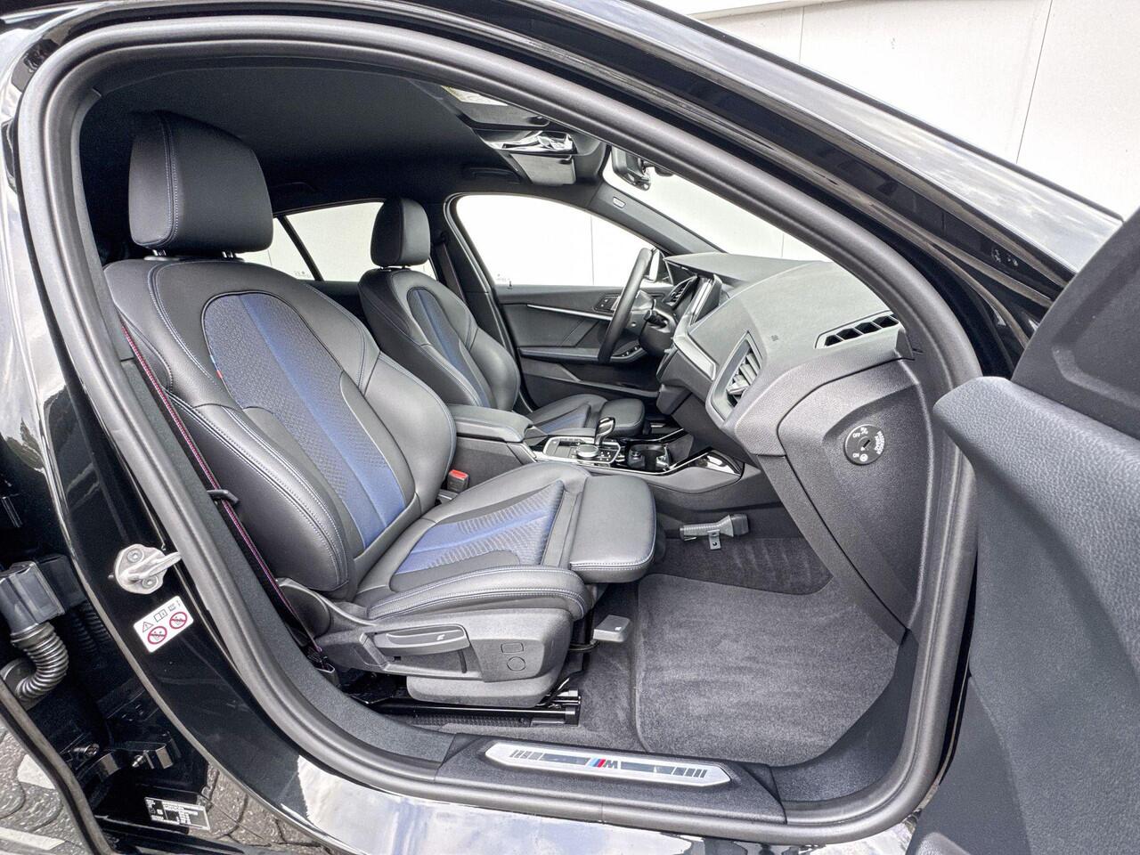 BMW 1-SERIE 118i M Sport | Trekhaak | Voorstoelen verwarmd