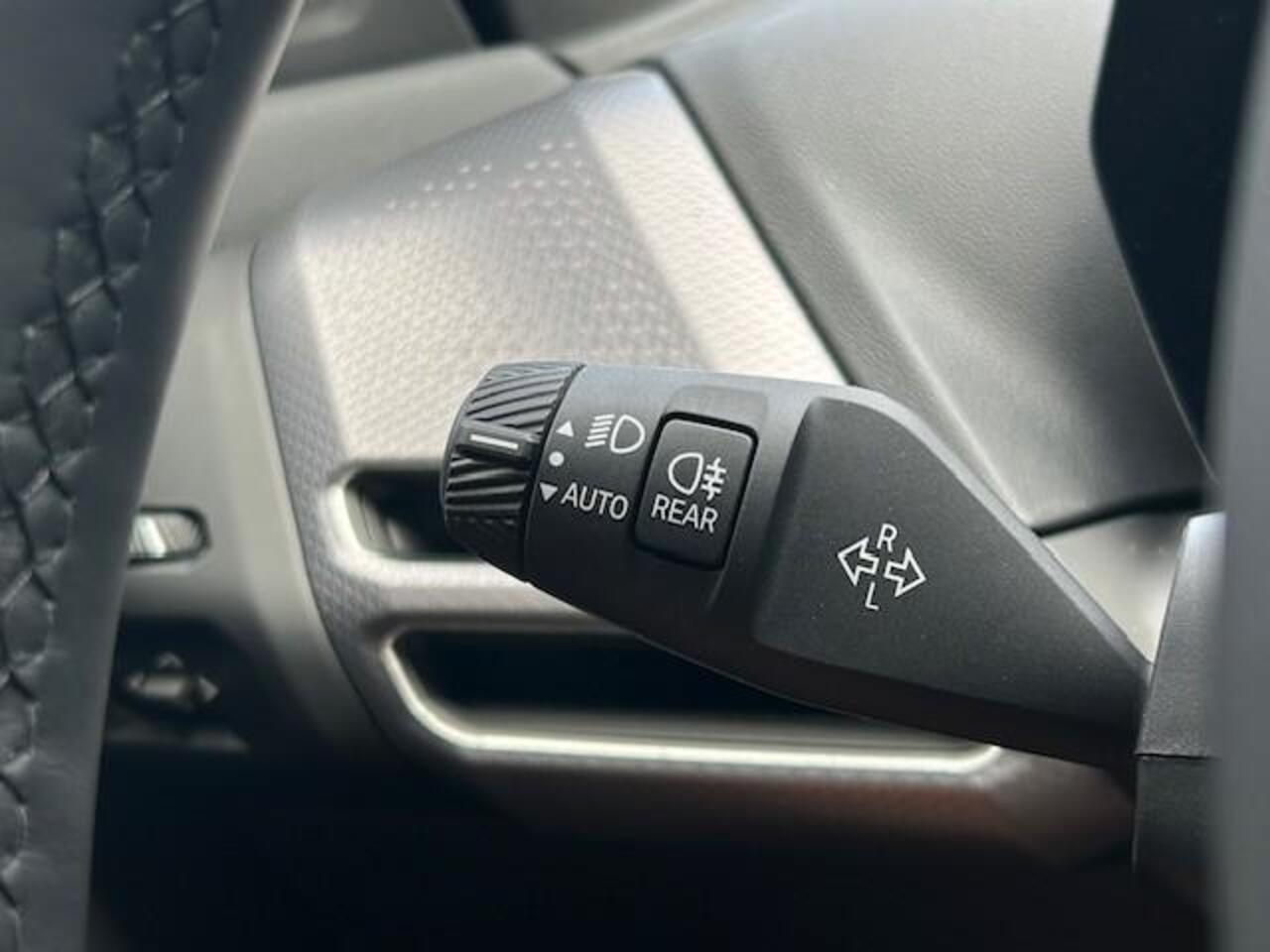 BMW 1-SERIE 120 M-Sport Design Edition l Sfeer Verlichting l Stoelverwarming l Apple Carplay l