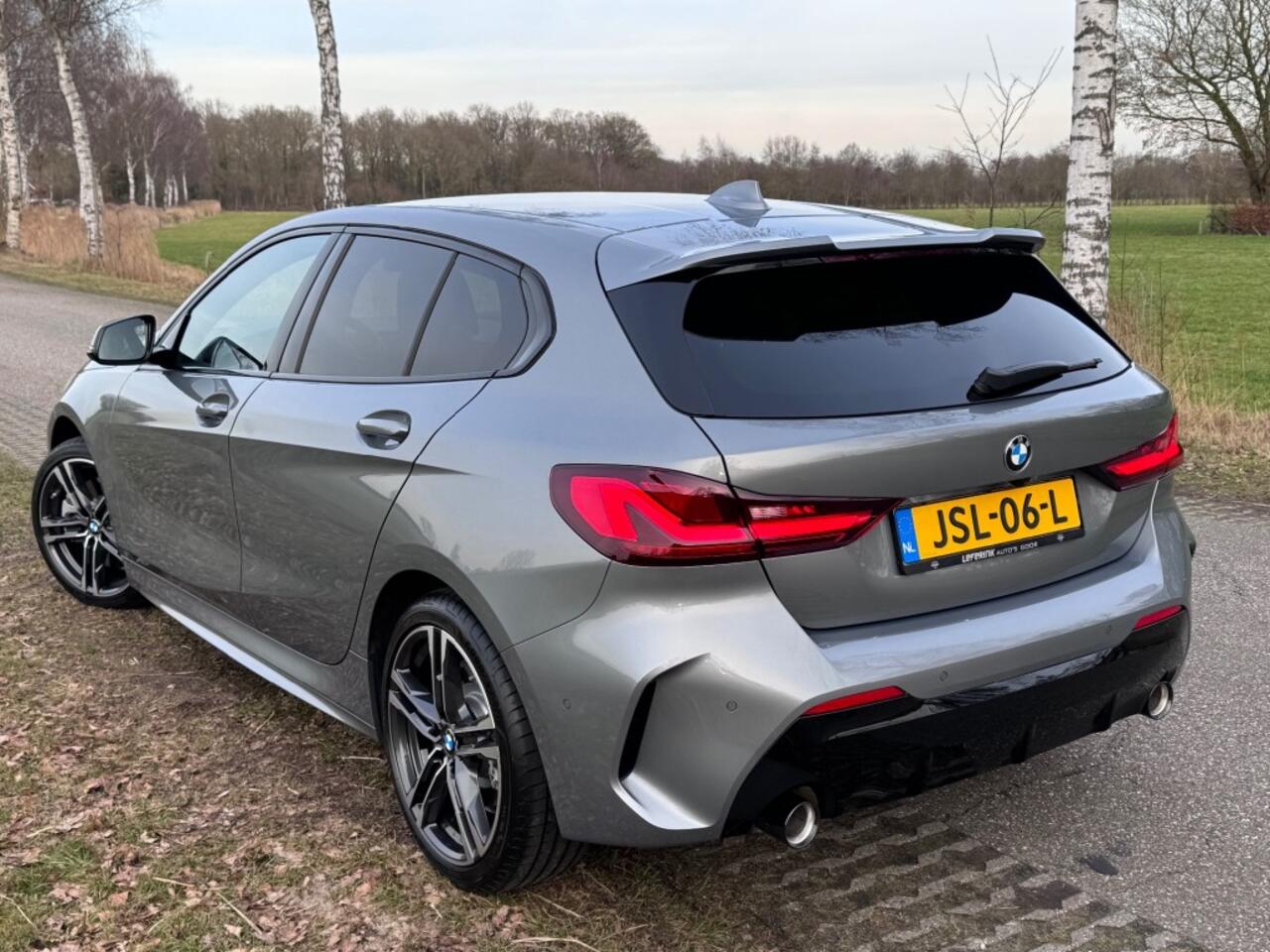 BMW 1-SERIE 120 I M SPORT AUT. / 2024 / 4DKM