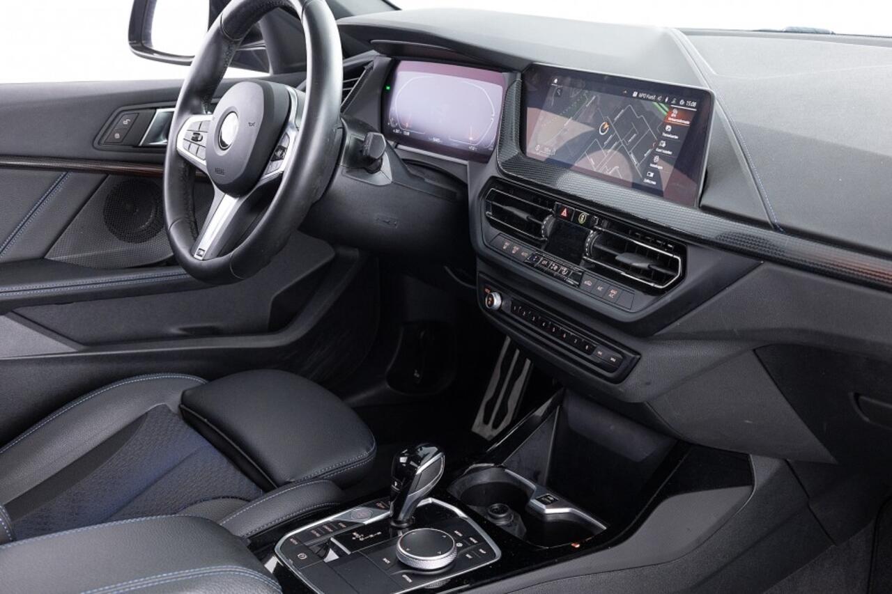 BMW 1-SERIE 118 i M-Sport Edition | PANORAMADAK | Half LEDER
