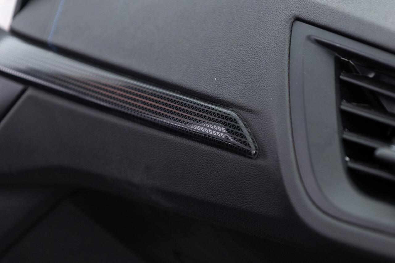 BMW 1-SERIE 118 i M-Sport Edition | PANORAMADAK | Half LEDER