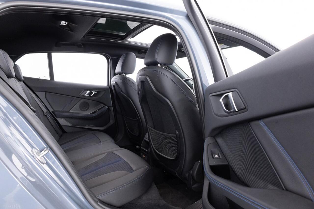 BMW 1-SERIE 118 i M-Sport Edition | PANORAMADAK | Half LEDER