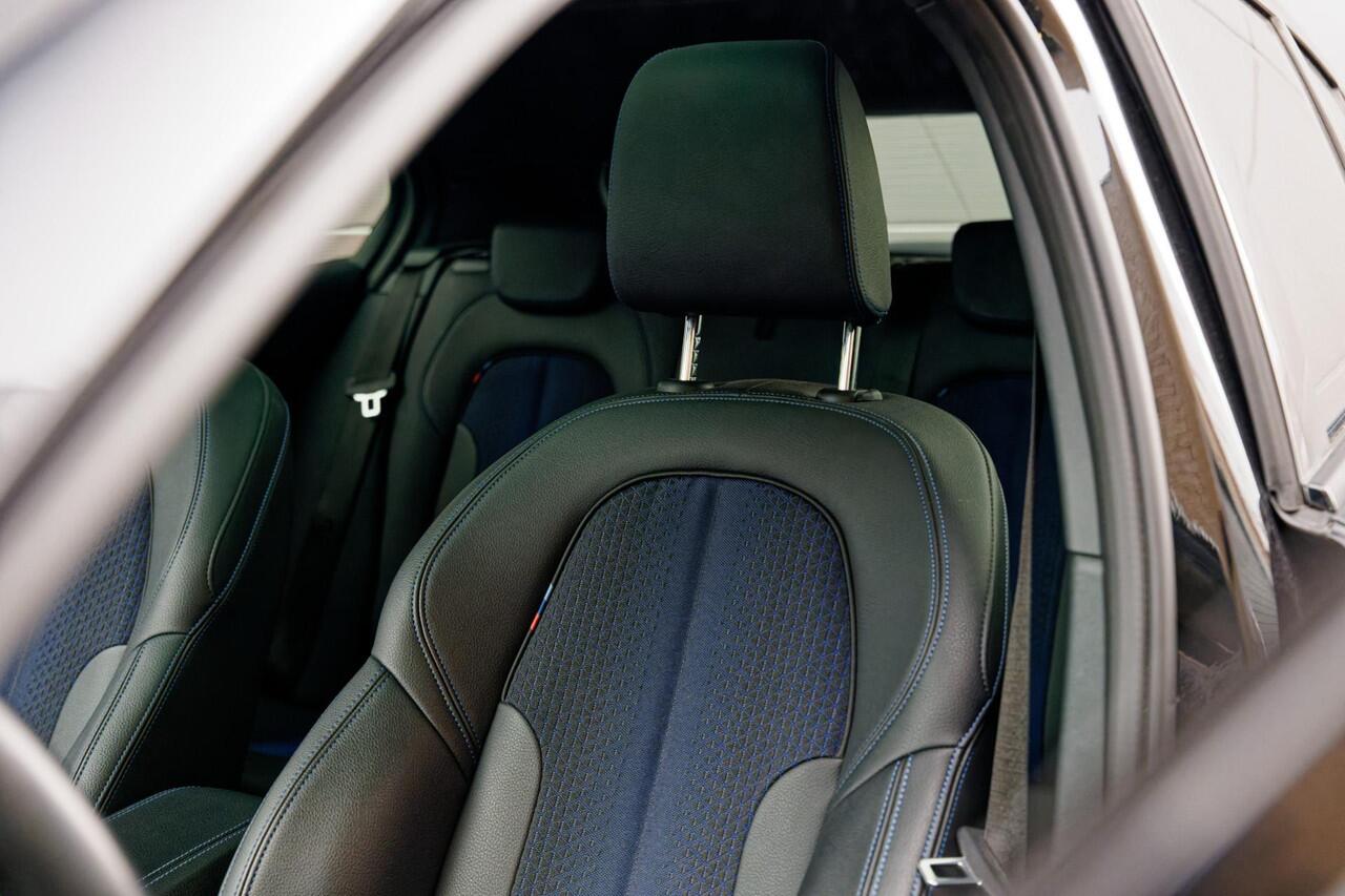 BMW 1-SERIE 118i M-Sport Panoramadak, Pro pakket, Camera, Apple Car Play