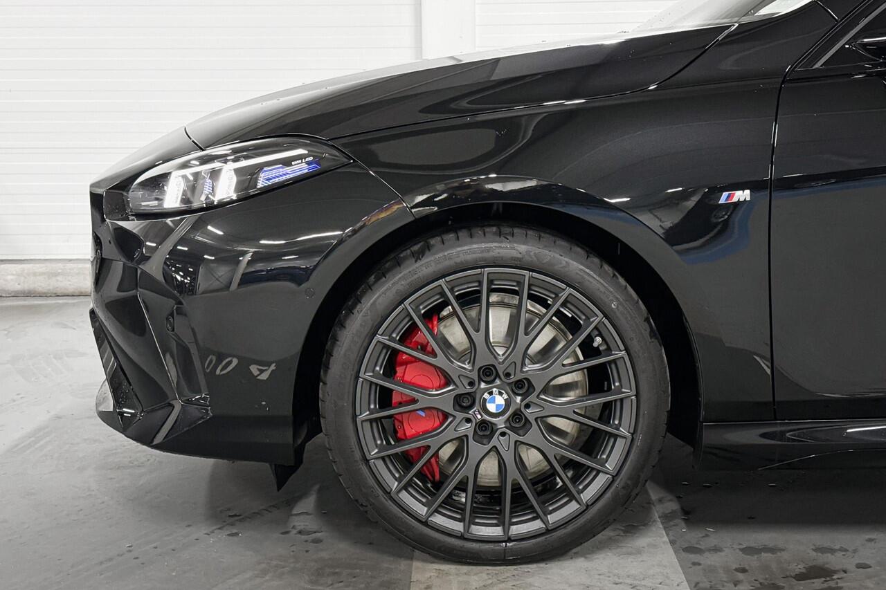 BMW 1-SERIE 123 xDrive | M-Sport Pro | Innovation Pack | Head-up Display | Harman/Kardon | Comfort Access |