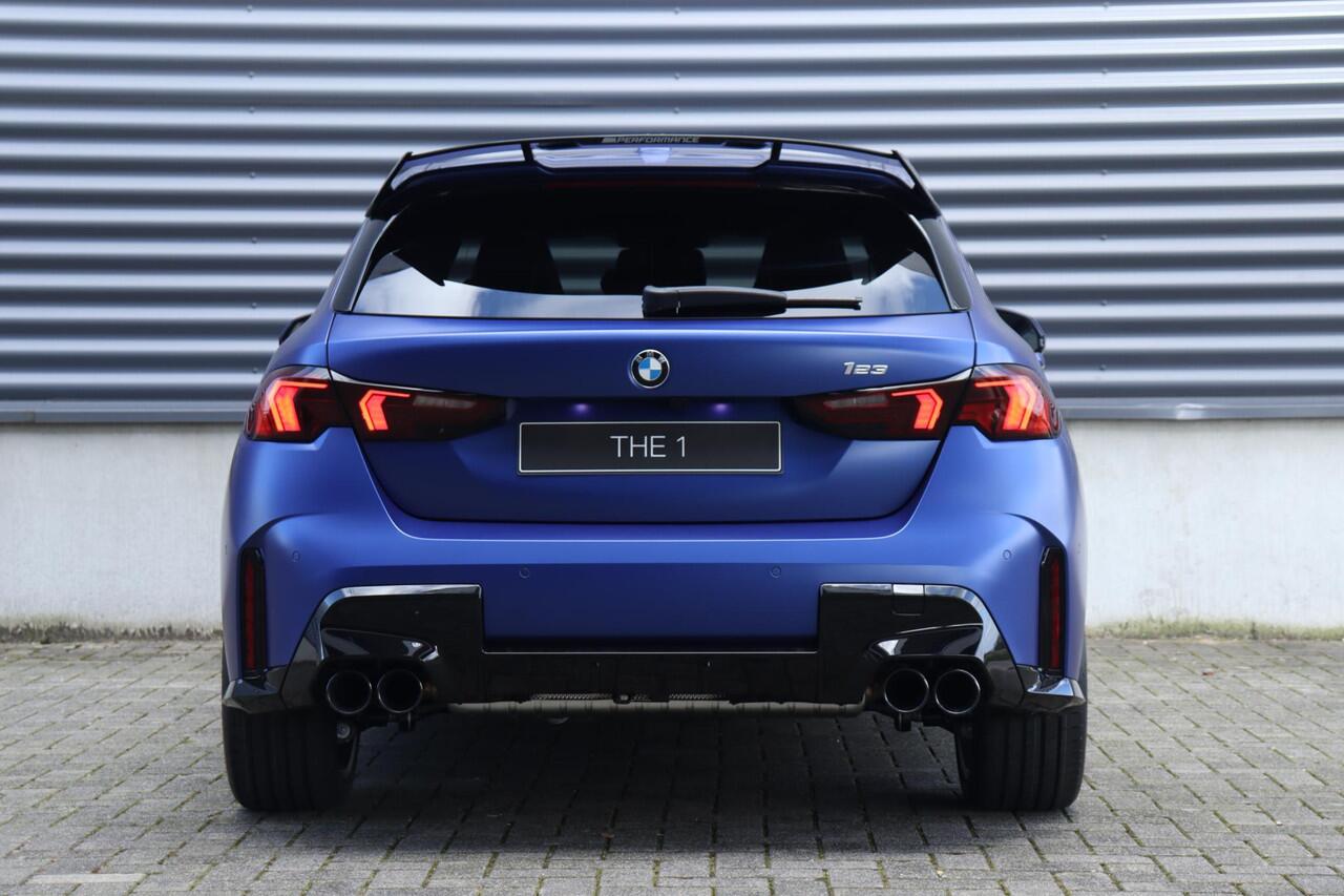 BMW 1-SERIE 123 xDrive 5-deurs | M Sportpakket Pro | Innovation Pack