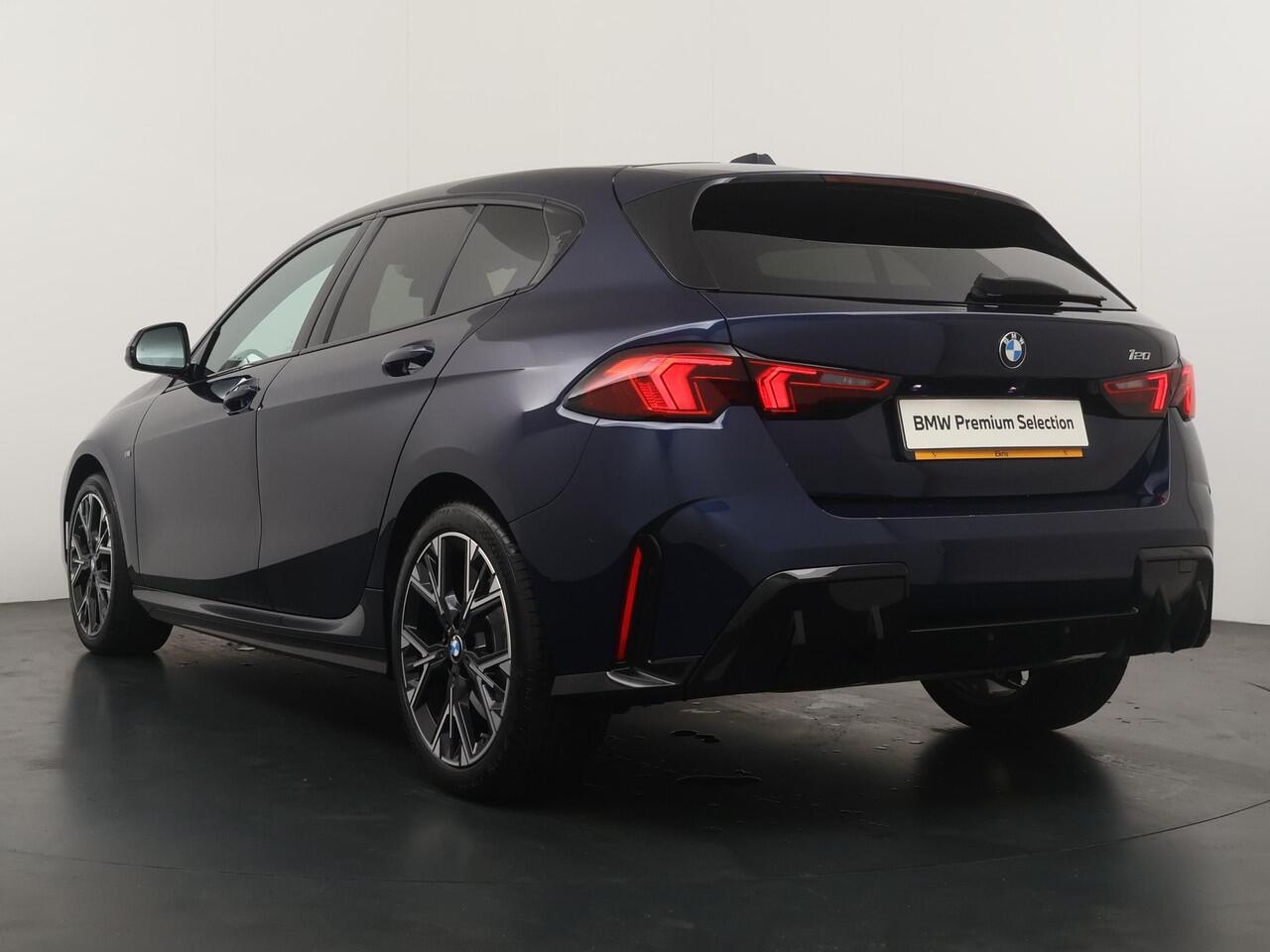 BMW 1-SERIE 5-deurs 120 | M-Sport Design | Achteruitrijcamera | NAVI | Harman-Kardon | Ekris Selection