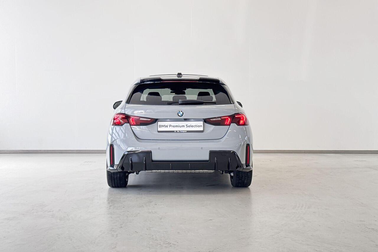 BMW 1-SERIE 120 Premium Pack M Sportpakket Pro - Beschikbaar vanaf: November 2025 | Selections