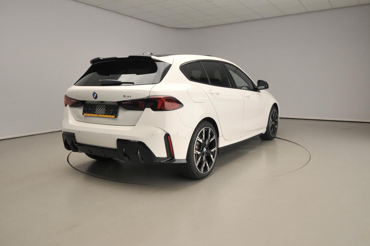 BMW 1-SERIE 120 | M Sportpakket Pro | Equipment Pack Pro