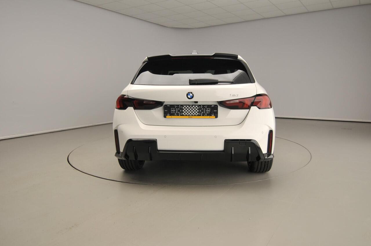 BMW 1-SERIE 120 | M Sportpakket Pro | Equipment Pack Pro