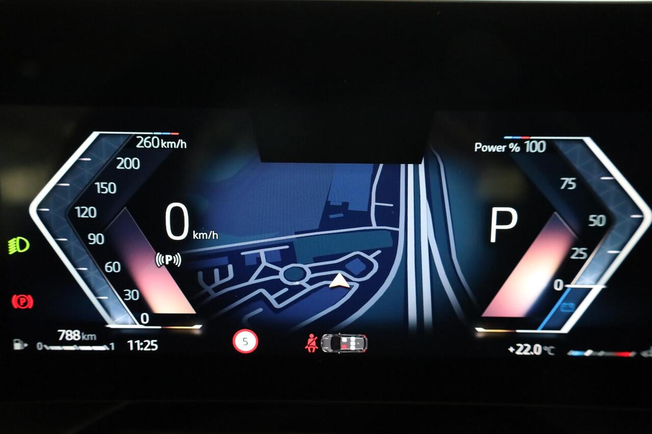 BMW 1-SERIE 120 | M Sportpakket | Stoel & Stuurwielverwarming | Dodehoekdetectie | Comfort Access | Achteruitrijcamera | Adaptieve LED