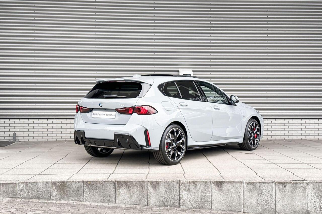 BMW 1-SERIE 123 xDrive / M Sport Pro / Premium Pack / Harman-Kardon sound system