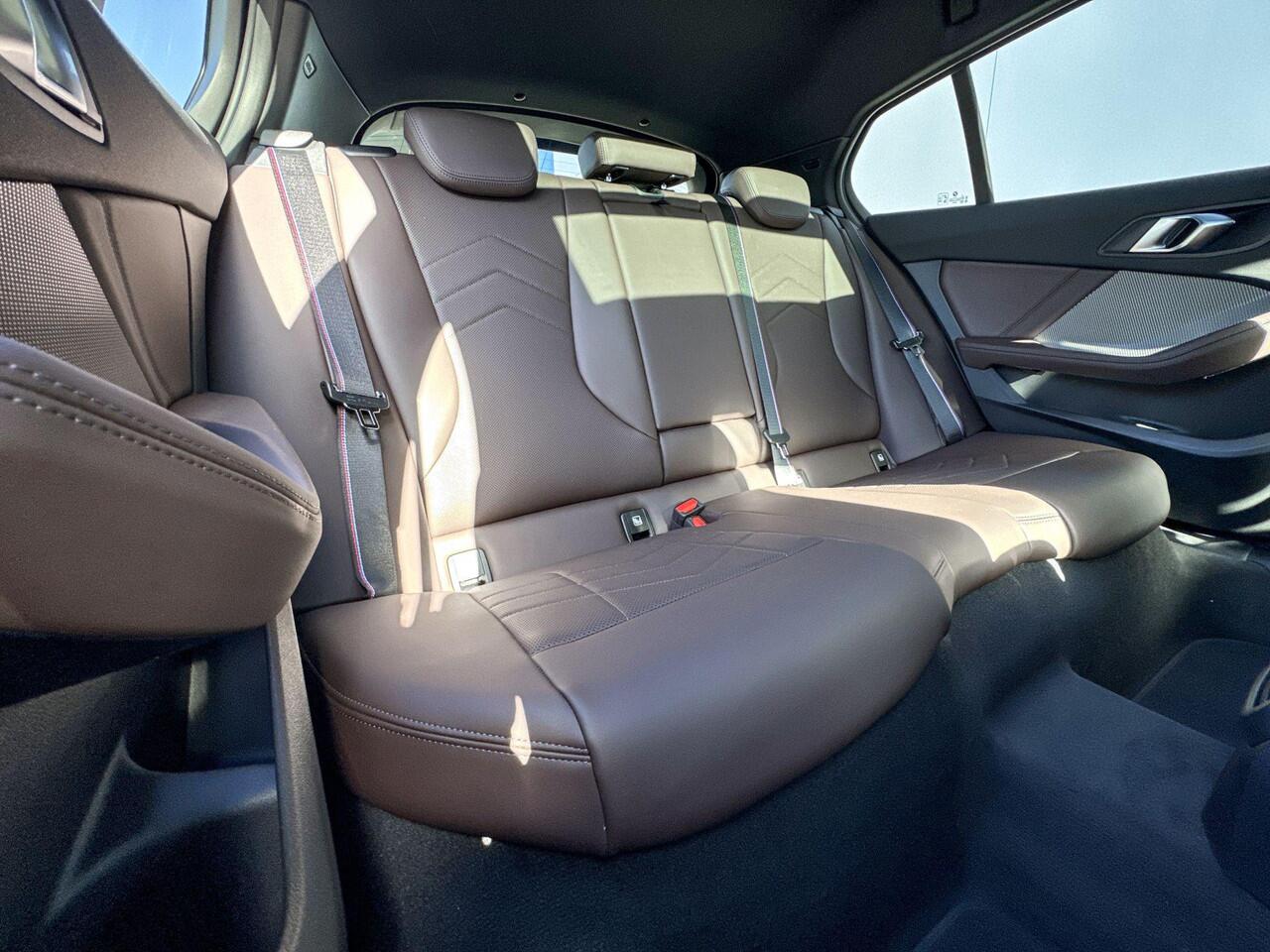 BMW 1-SERIE 120 Premium Pack| M Sport Design Edition