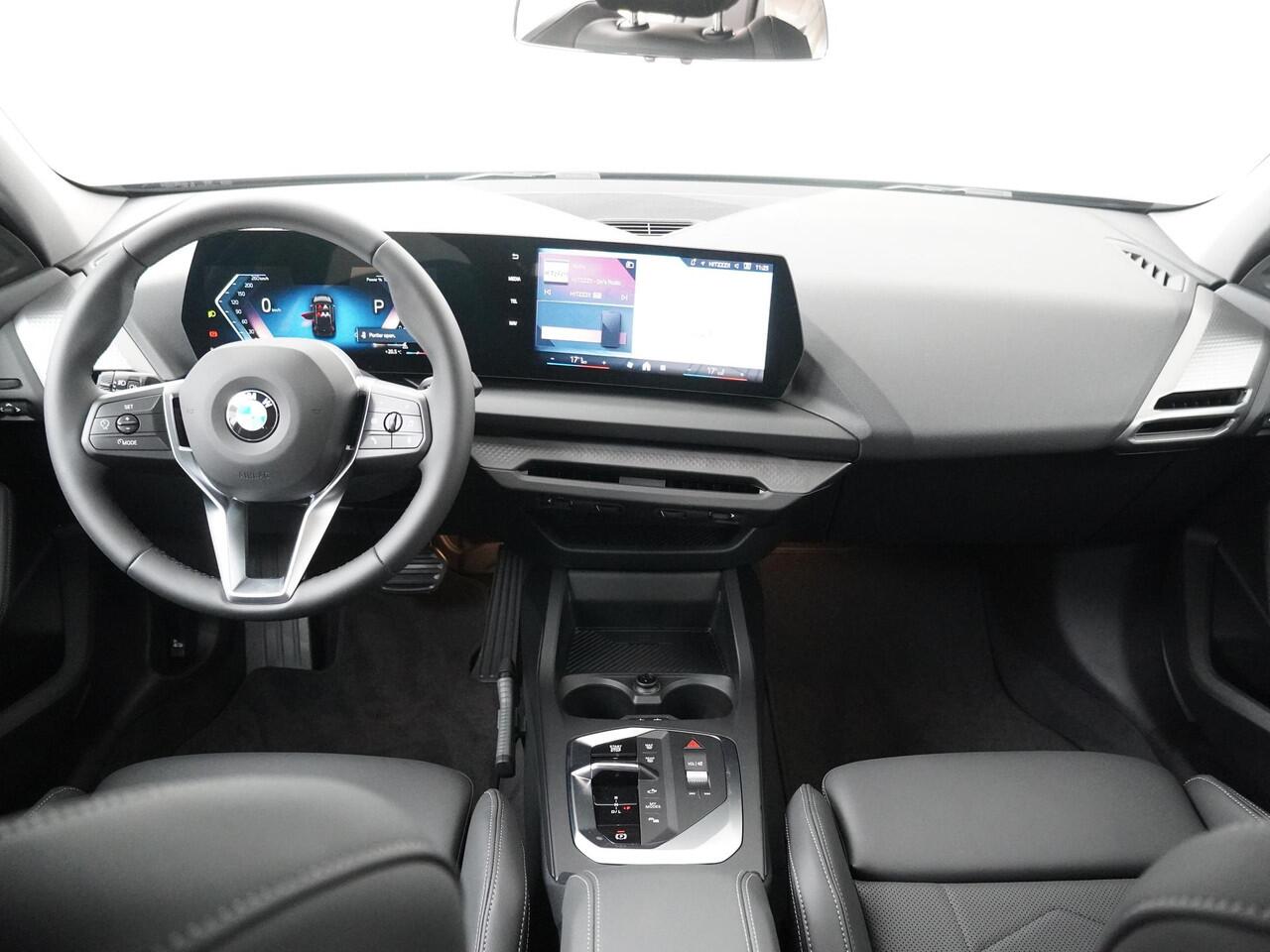 BMW 1-SERIE 120 M Sport Design Edition | Premium Pack | Trekhaak | Ekris Selection