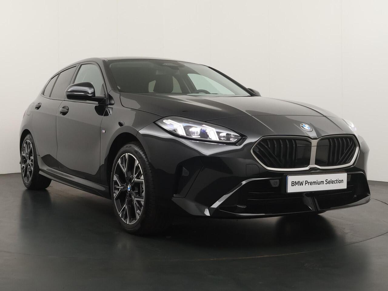 BMW 1-SERIE 120 M Sport Design Edition | Premium Pack | Trekhaak | Ekris Selection