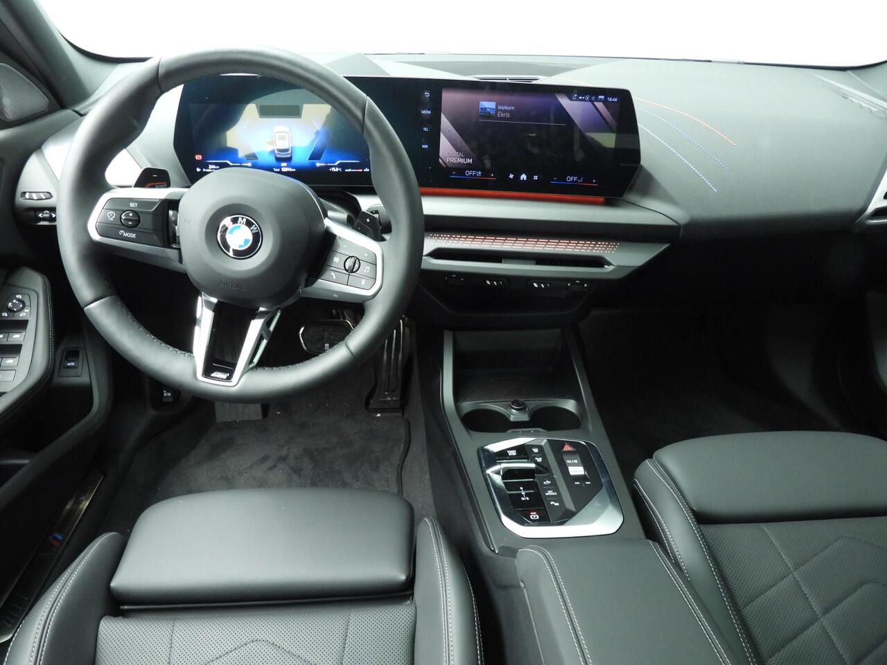 BMW 1-SERIE 5-deurs 120 | M-Sportpakket | LED | Leder | HUD | Active cruise | Schuifdak | Elektr. zetels | DAB | Harman-kardon sound | Alu 19 inch | Ekris Selection