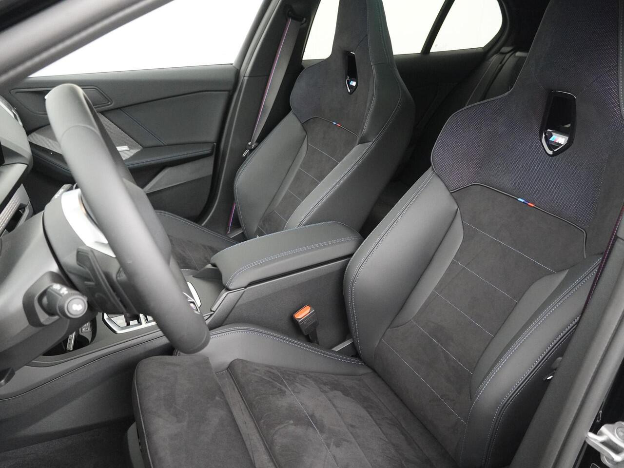 BMW 1-SERIE 123 xDrive | M Sport Pro | Travel Pack | Harman Kardon | Ekris Selection