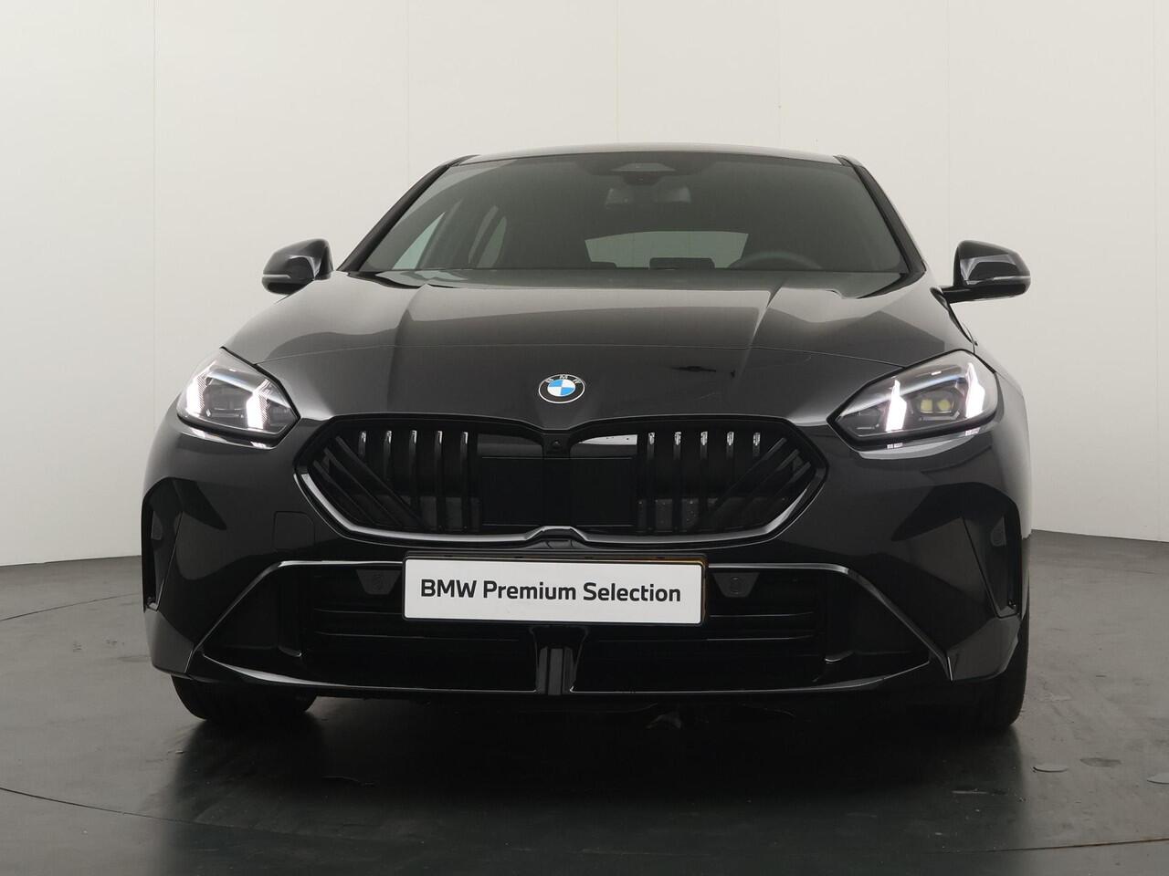 BMW 1-SERIE 123 xDrive | M Sport Pro | Travel Pack | Harman Kardon | Ekris Selection