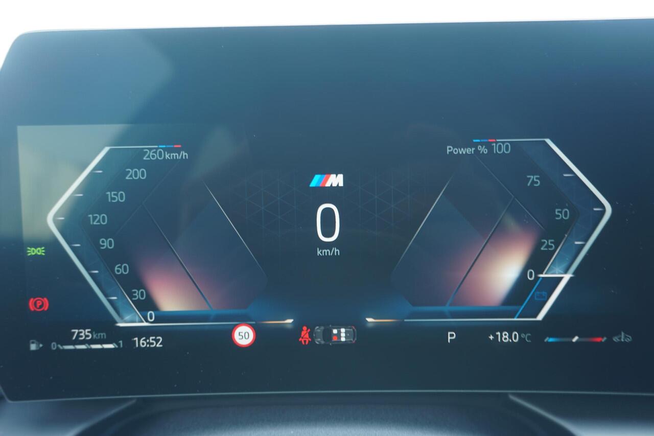 BMW 1-SERIE 5-deurs 120 M Sportpakket Pro 19'' / Harman Kardon / Panoramadak / Comfort Acces | Ekris Selection