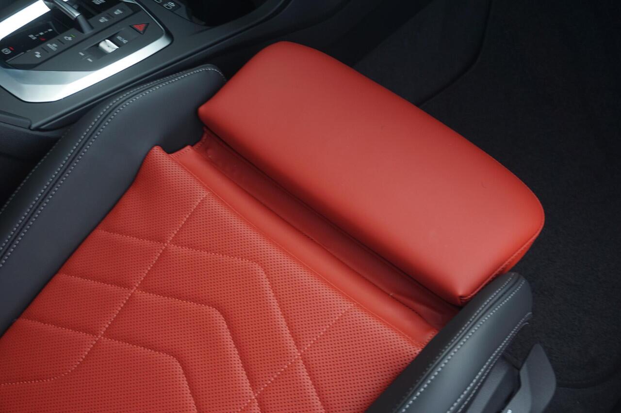 BMW 1-SERIE 5-deurs 120 M Sportpakket Pro 19'' / Harman Kardon / Panoramadak / Comfort Acces | Ekris Selection