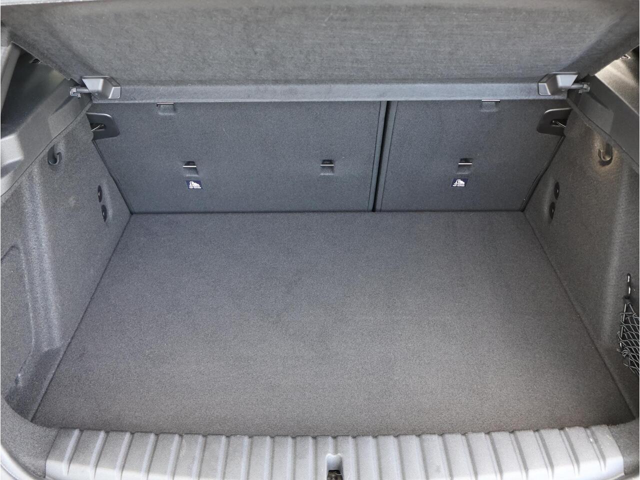 BMW 1-SERIE 120 M Sport Design Edition M Sport Pro | Stuurwiel verwarmd | Pano | Head-Up | Harman-Kardon | M Sportstoelen | Ekris Selection