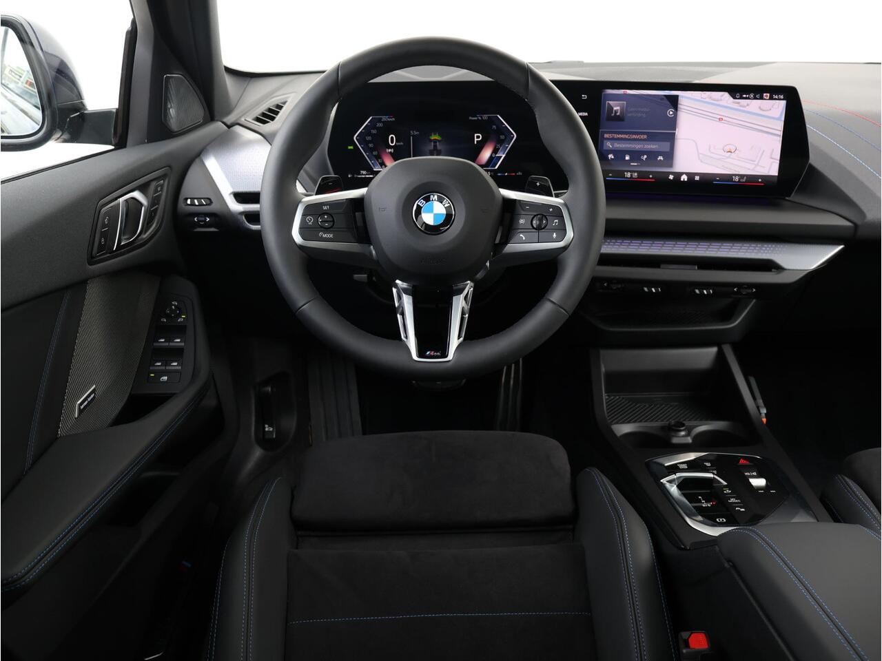 BMW 1-SERIE 120 M Sport Design Edition M Sport Pro | Stuurwiel verwarmd | Pano | Head-Up | Harman-Kardon | M Sportstoelen | Ekris Selection