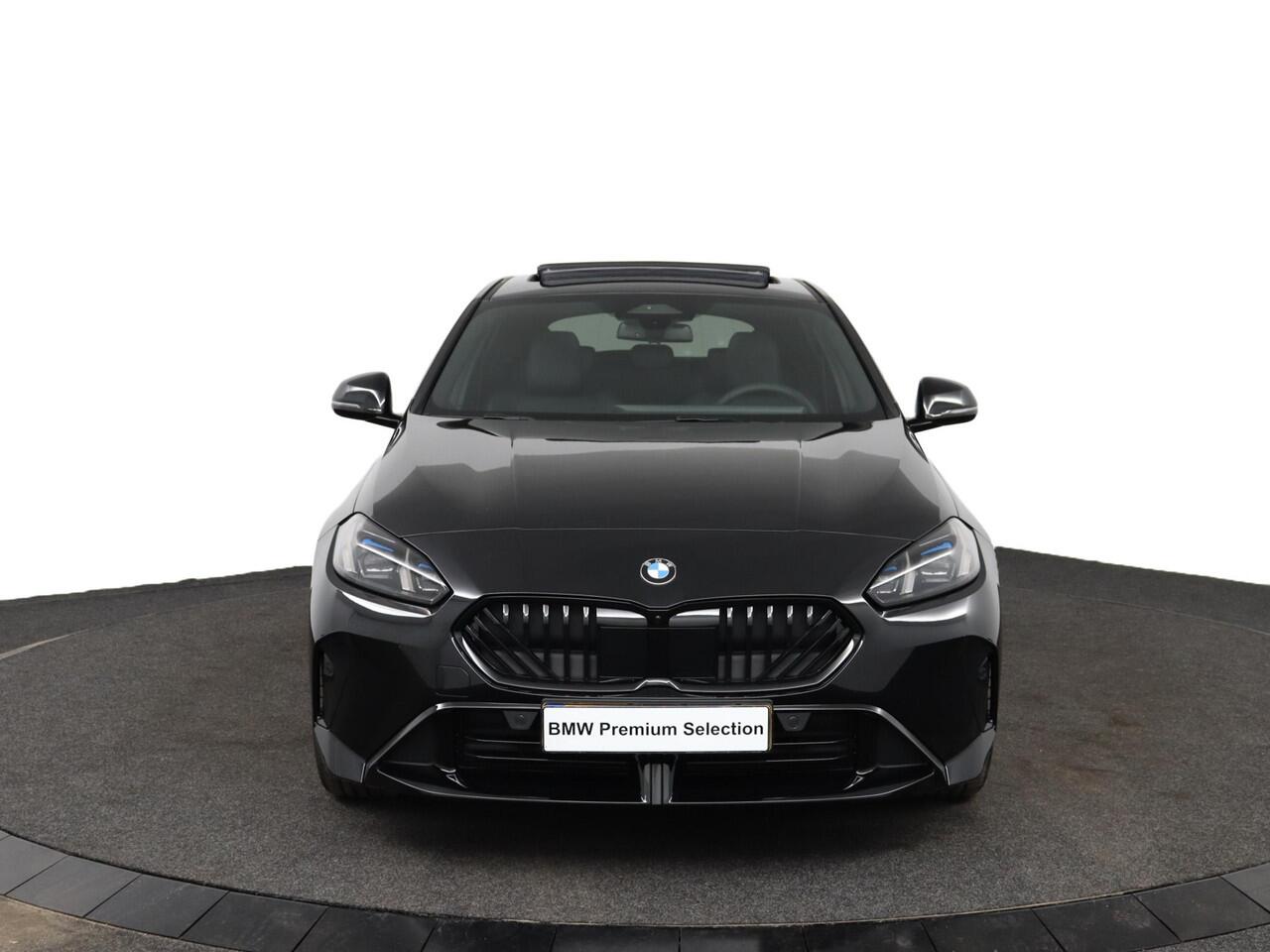 BMW 1-SERIE 120 M Sportpakket Pro | Comfort Access | Panoramadak | Harman-Kardon | M Adaptief onderstel | Adaptieve LED koplampen | Ekris Selection