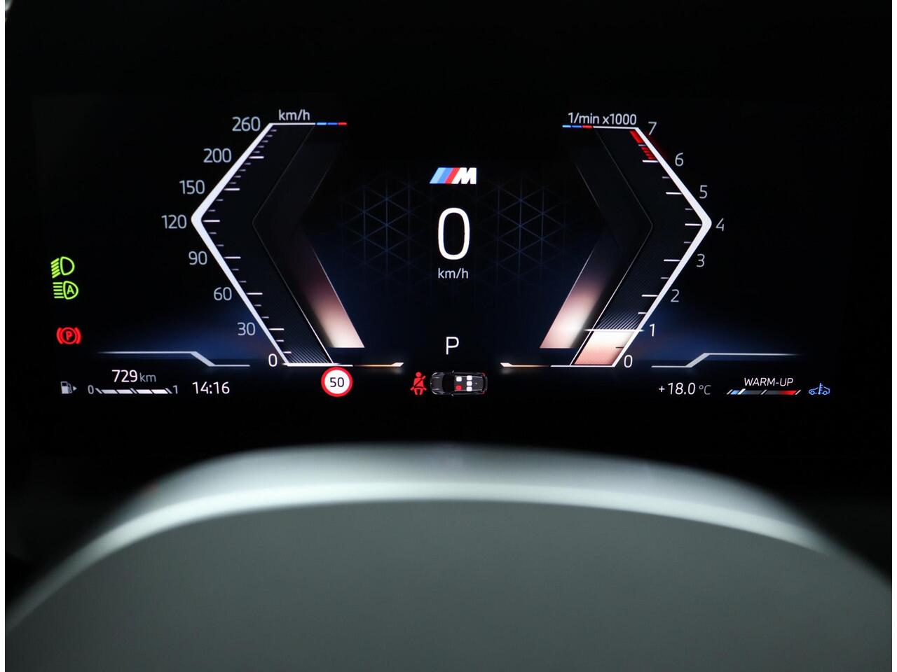 BMW 1-SERIE 120 M Sportpakket Pro | Comfort Access | Panoramadak | Harman-Kardon | M Adaptief onderstel | Adaptieve LED koplampen | Ekris Selection