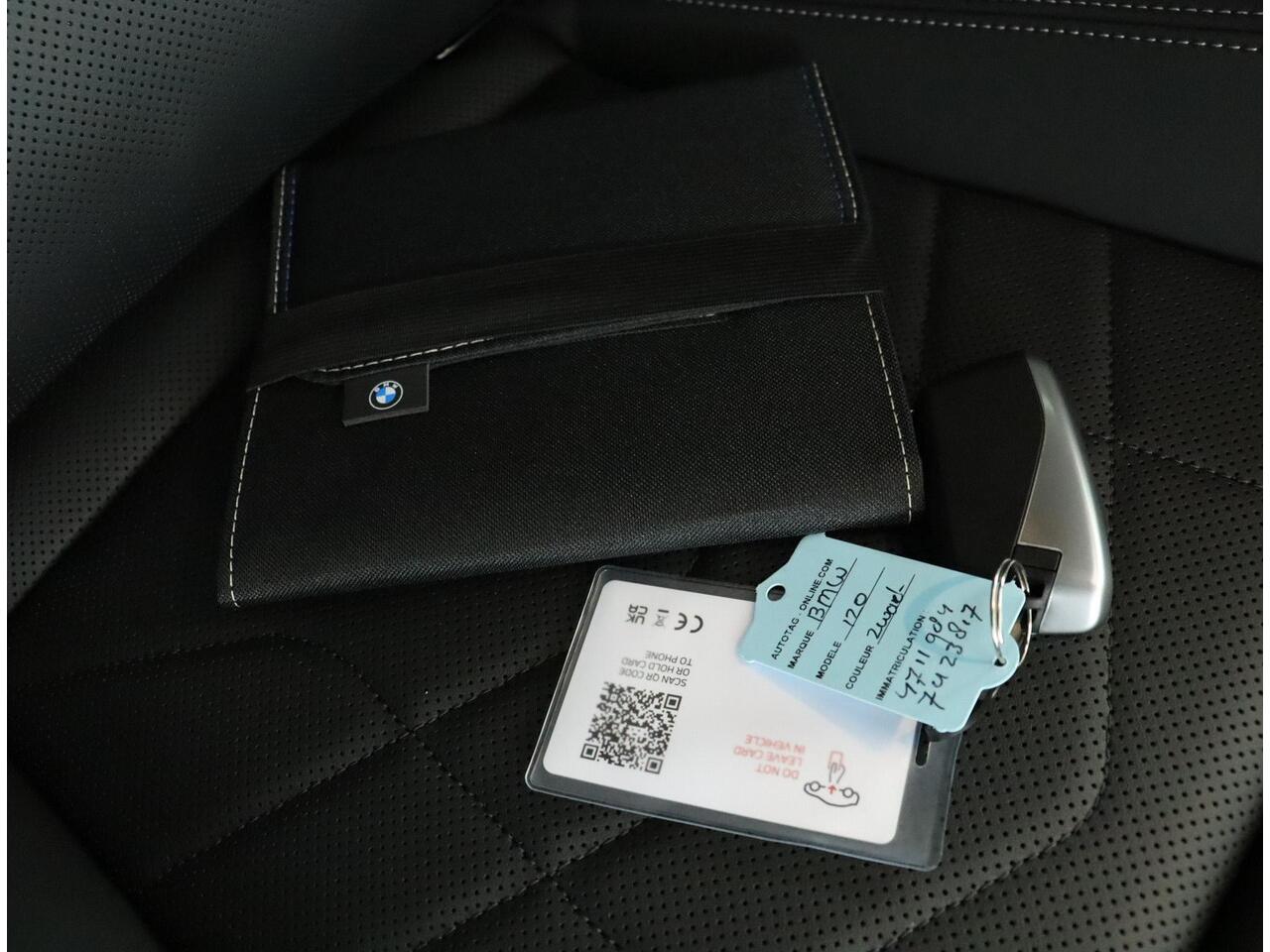 BMW 1-SERIE 120 M Sportpakket Pro | Comfort Access | Panoramadak | Harman-Kardon | M Adaptief onderstel | Adaptieve LED koplampen | Ekris Selection