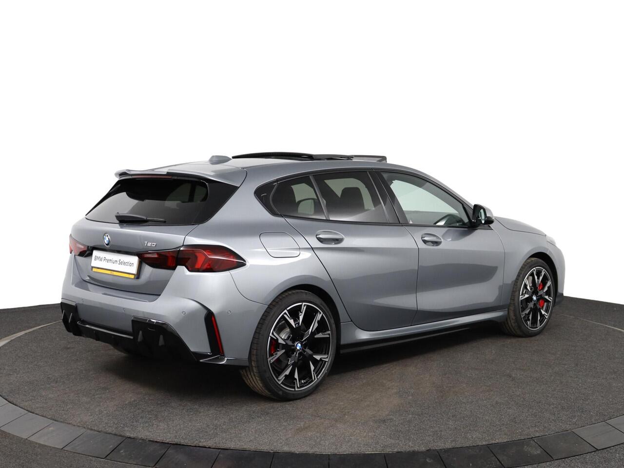 BMW 1-SERIE 120 M Sportpakket Pro | Comfort Access | Panoramadak | Harman-Kardon | M Adaptief onderstel | Adaptieve LED koplampen | Ekris Selection