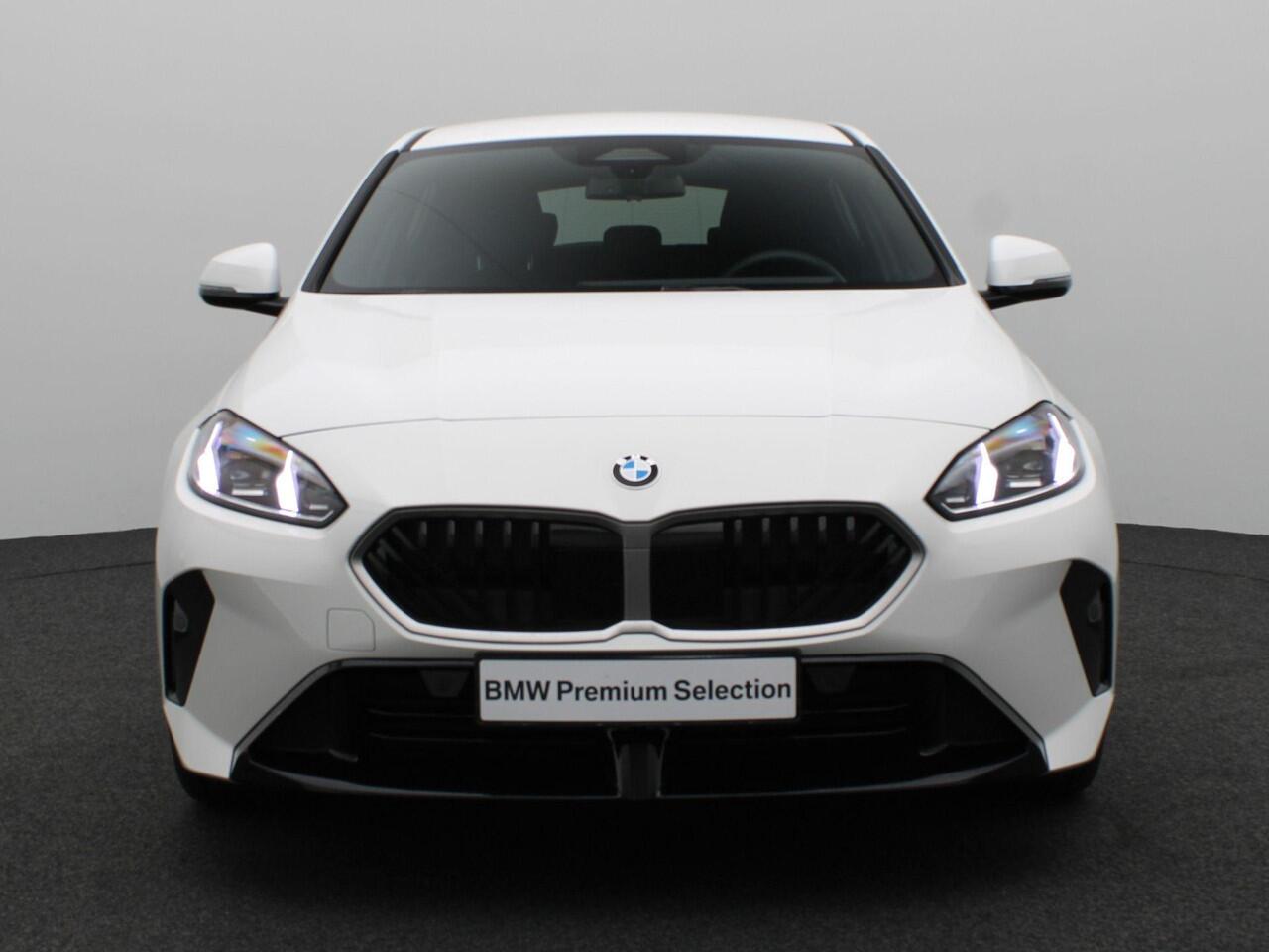 BMW 1-SERIE 120 M Sportpakket | Premium Pack | Achteruitrijcamera | Driving Assistant | Parking Assistant | 18'' | Ekris Selection