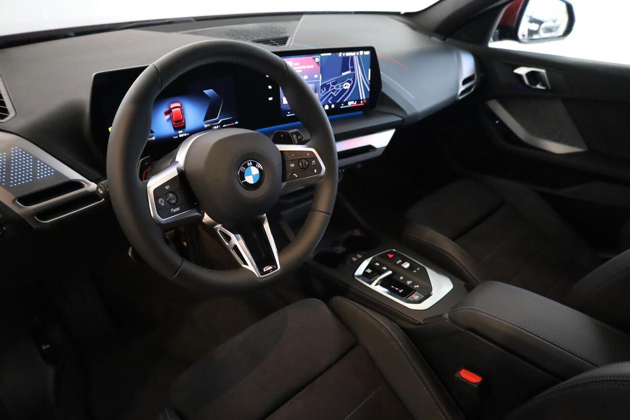BMW 1-SERIE 120 | M Sportpakket Pro | Alcantara | Stoel & Stuurwielverwarming | Dodehoekdetectie | Comfort Access | Achteruitrijcamera | Adaptieve LED | Ekris Selection