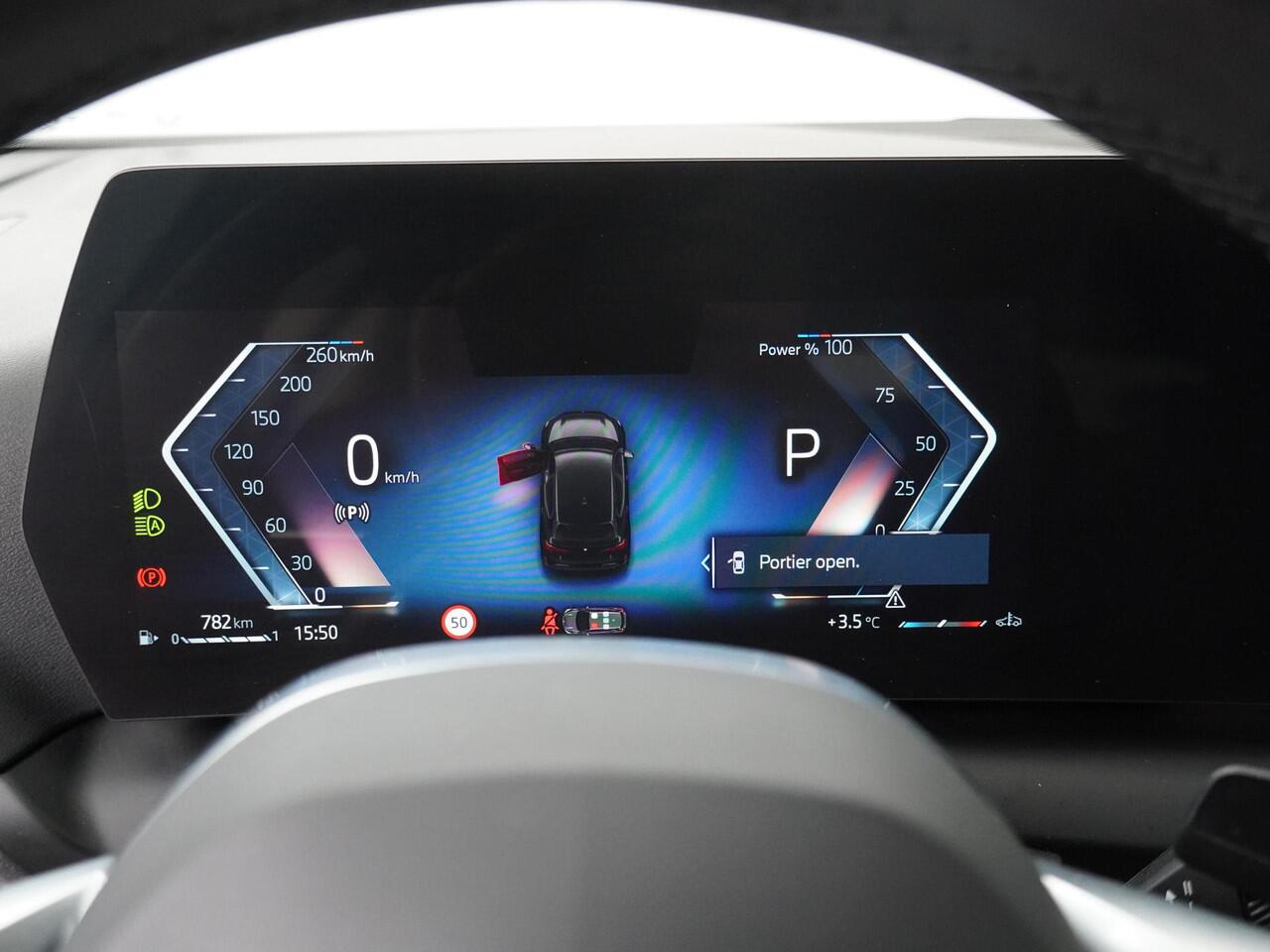 BMW 1-SERIE 120 M Sportpakket | Stoelverwarming | Comfort access | 19"