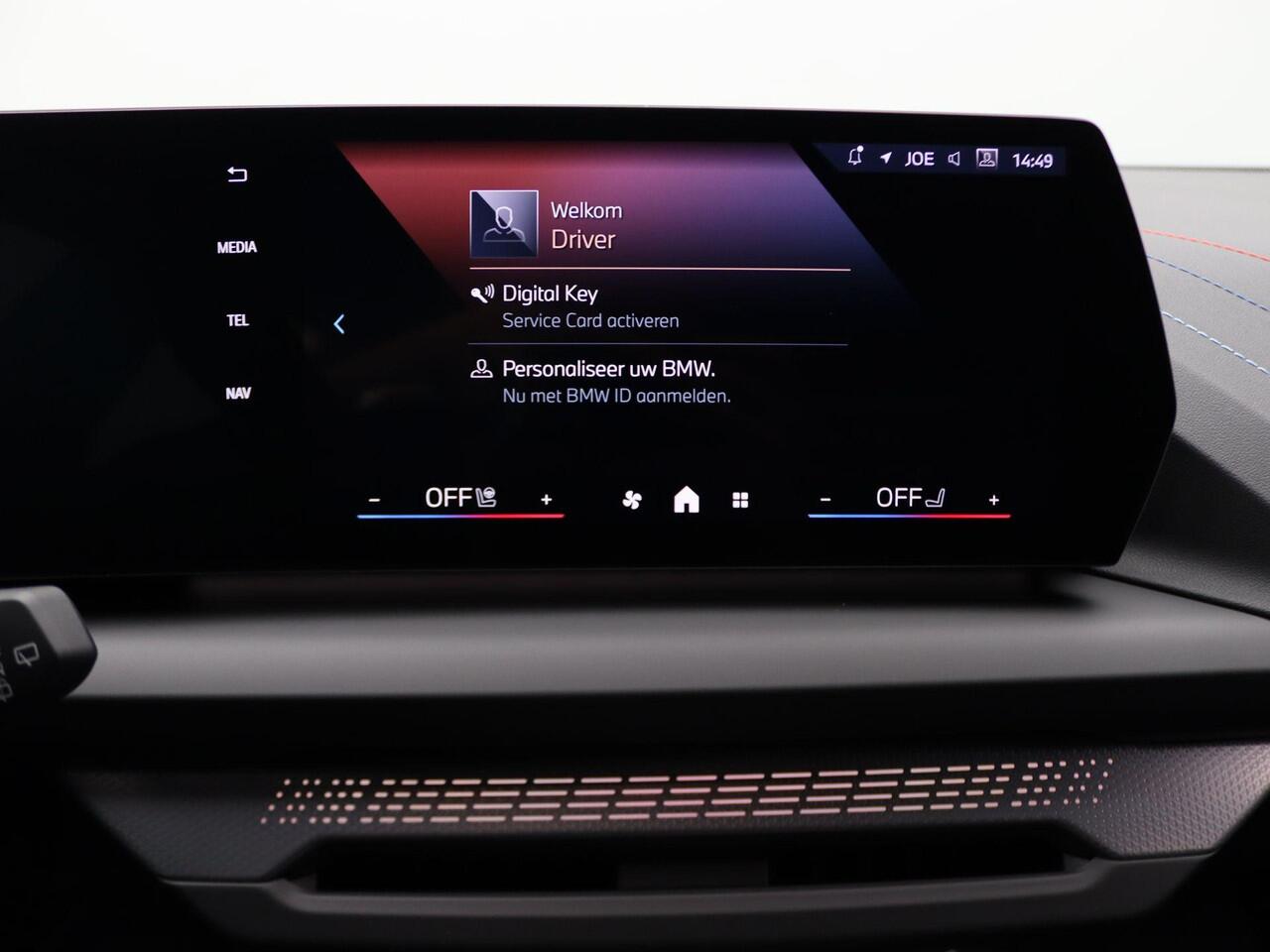 BMW 1-SERIE 120 M Sportpakket Pro | Premium Pack | Comfort Access | Driving Assistant | Parking Assistant | Harman Kardon | 19'' | Ekris Selection