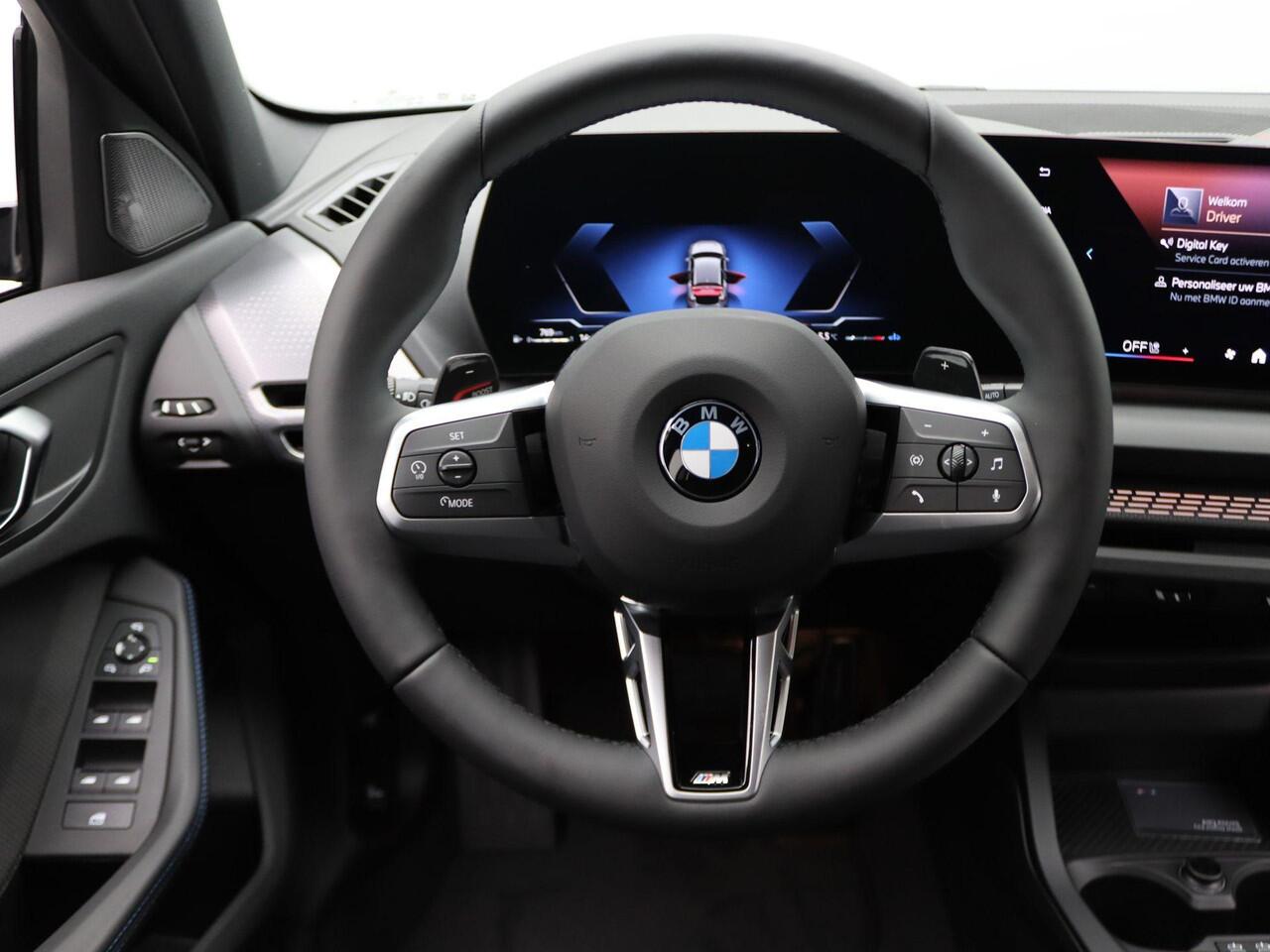 BMW 1-SERIE 120 M Sportpakket Pro | Premium Pack | Comfort Access | Driving Assistant | Parking Assistant | Harman Kardon | 19'' | Ekris Selection