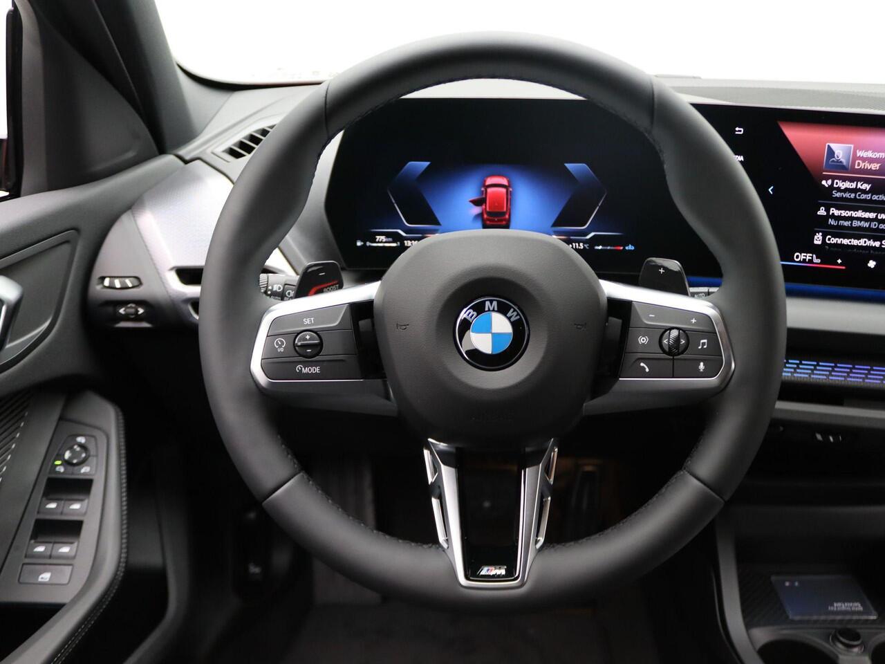 BMW 1-SERIE 120 M Sportpakket Pro | Premium Pack | Achteruitrijcamera | Extra Getint Glas | Driving Assistant | 18'' | Ekris Selection