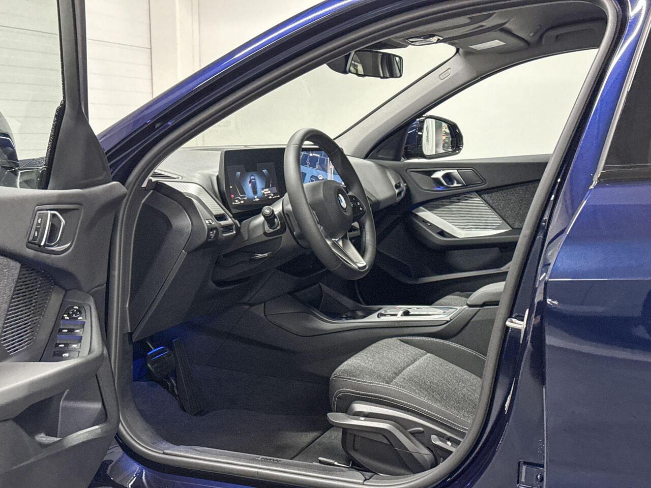 BMW 1-SERIE 120 | M-Sport Design | Driving Assistant | Parking Assistant