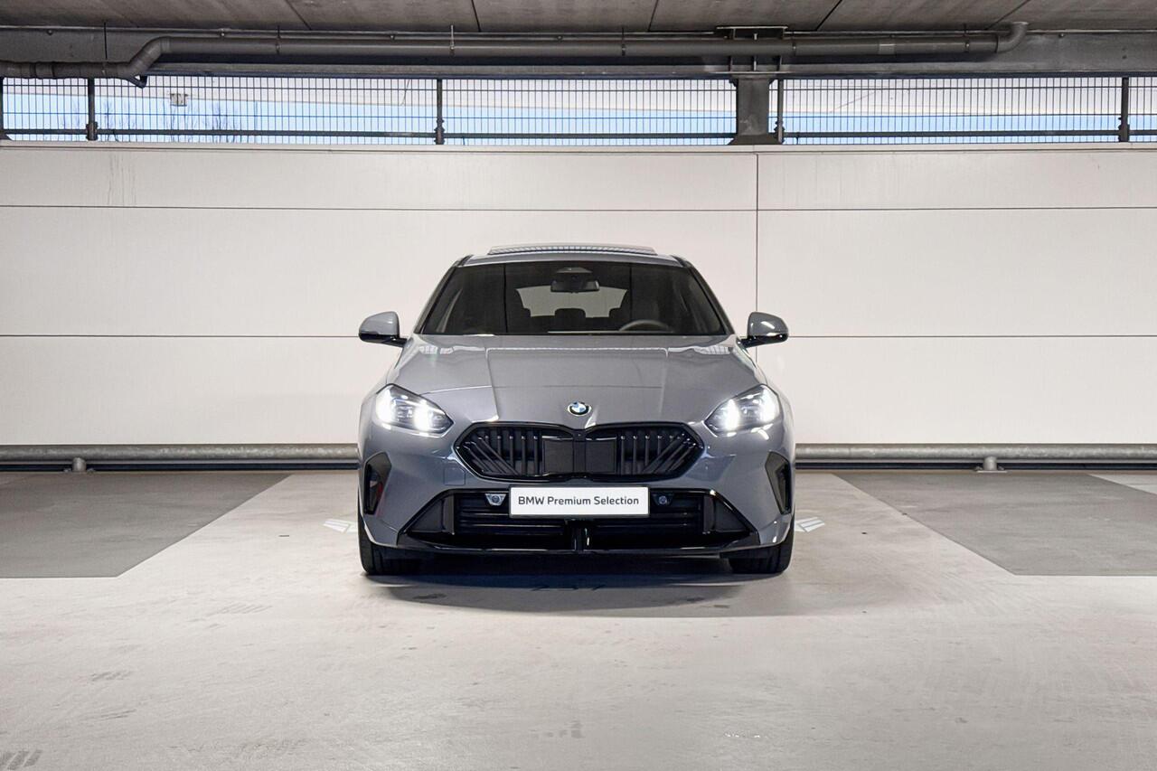 BMW 1-SERIE 120 M Sport Design Edition | M Sportpakket Pro | Premium Pack