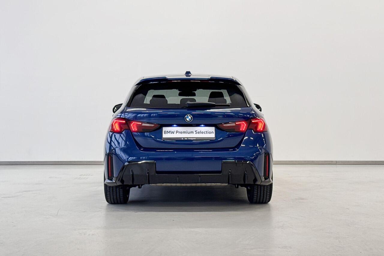 BMW 1-SERIE 120 M Sportpakket Pro Aut. - Beschikbaar vanaf: April 2026
