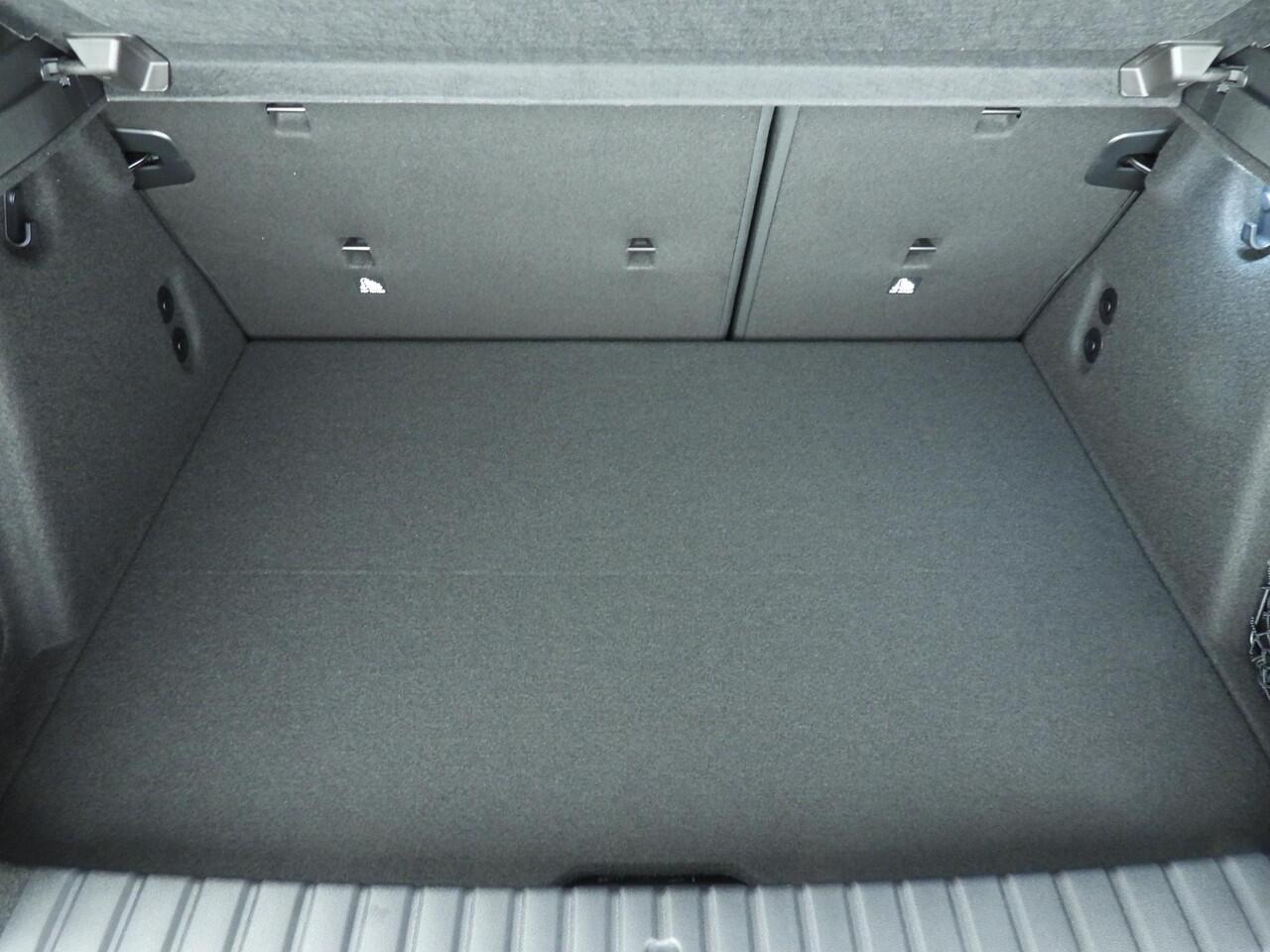 BMW 1-SERIE 5-deurs 120 | M Sportpakket Pro | Equipment Pack Pro | Ekris Selection