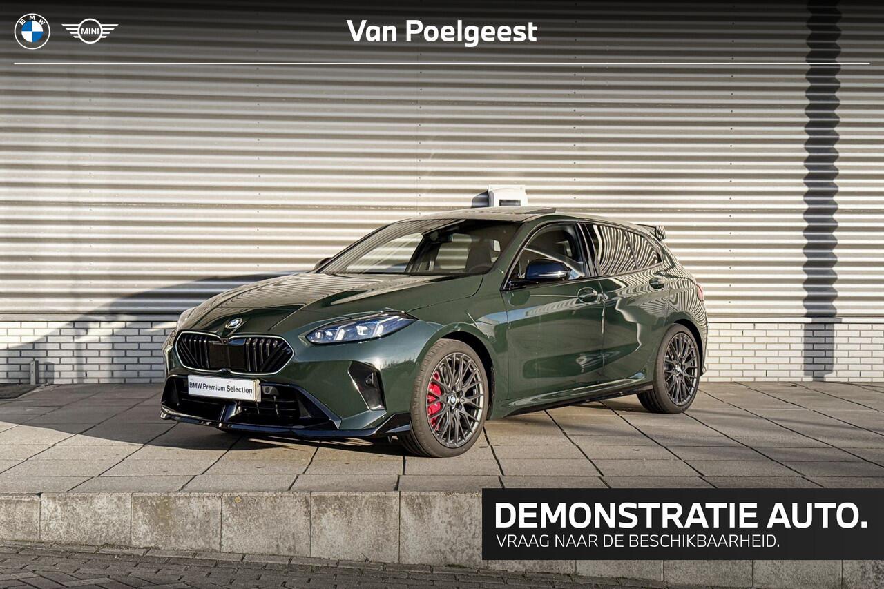 BMW 1-SERIE 123 xDrive | M Performance Parts | | M Sport Pro | Innovation Pack | Panoramadak | Driving Assistant Plus | Harman-Kardon
