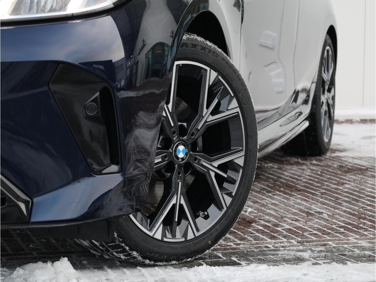 BMW 1-SERIE 120 M Sport Design Edition M Sportpakket/ Stuurwielrand verwarmd/ Achteruitrijcamera/ Getint Glas/ Sportstoelen/ Stoelverwarming/ Driving Assistant | Ekris Selection